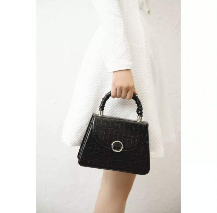 mua-tui-gia-da-thoi-trang-ben-dep-3