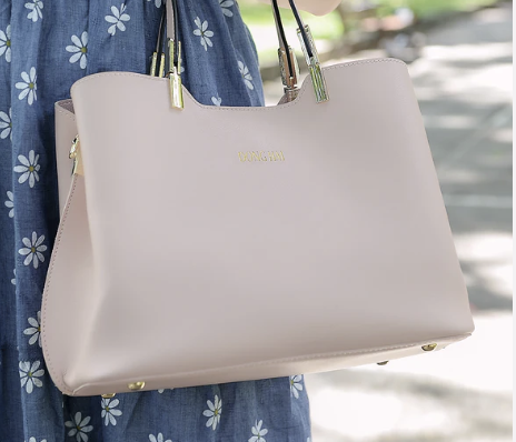 mua-tui-gia-da-thoi-trang-ben-dep-1