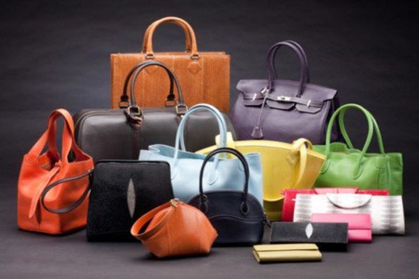 dat-may-tui-gia-da-theo-mau