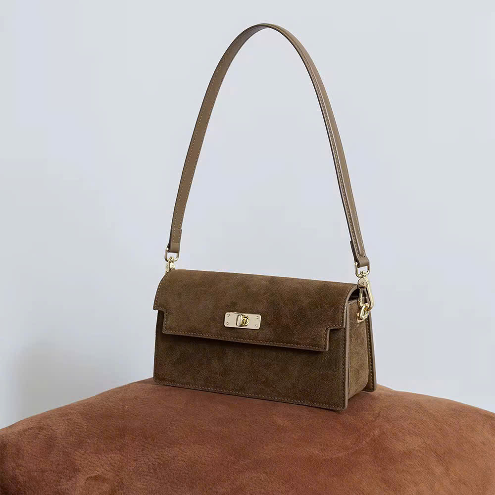 Túi xách da nhung khóa nắp